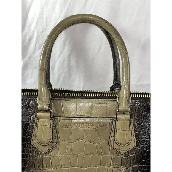 Henri Bendel New York Alligator Embossed Large Leather Handbag With Dust Bag - Picture 12 of 16